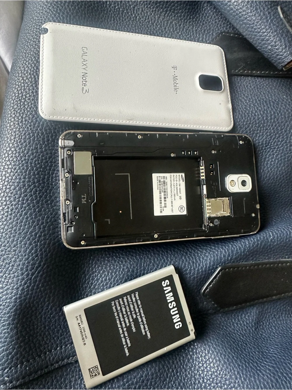 Samsung Galaxy Note 3 White T-Mobile Branded Back Cover